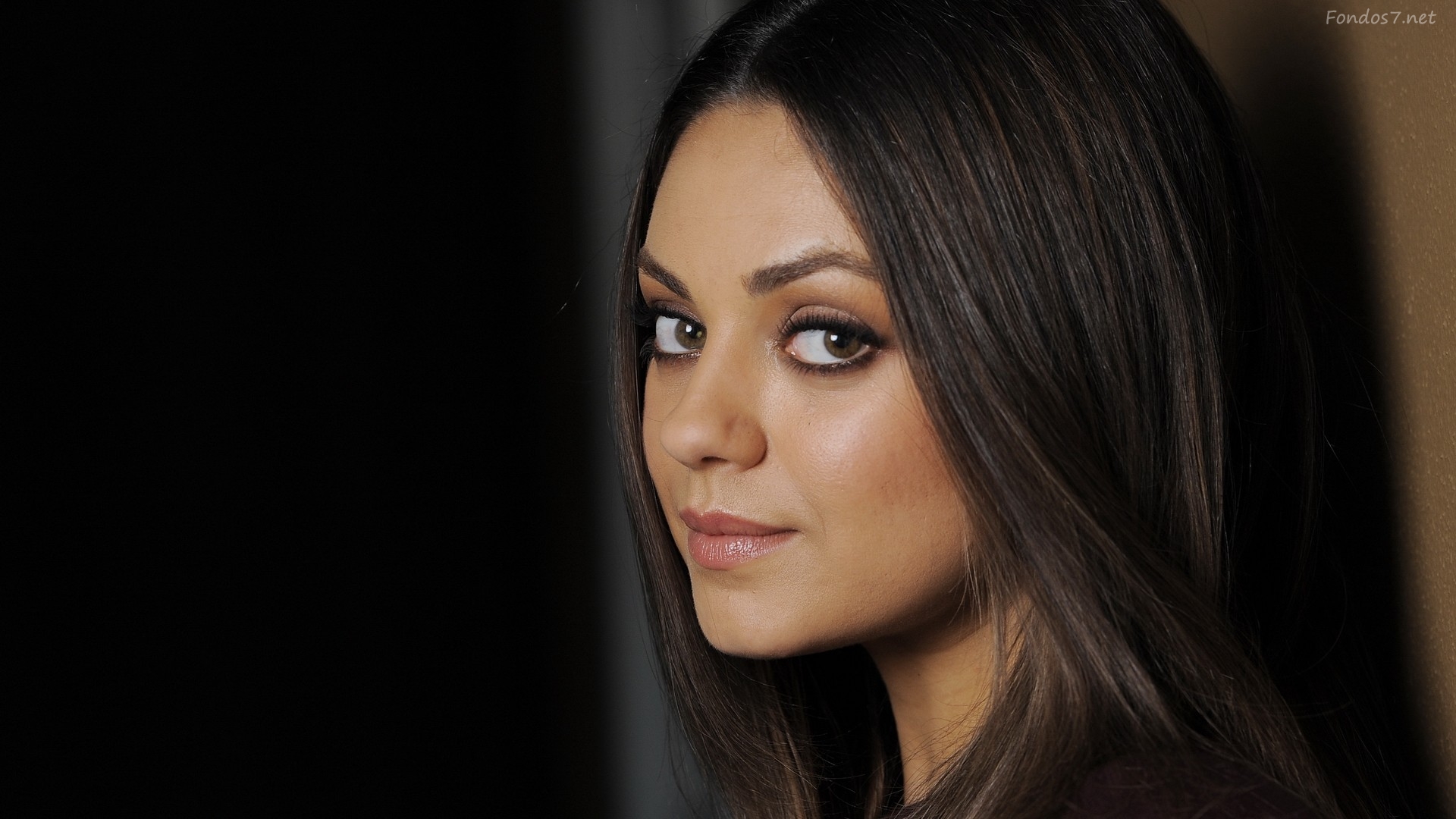 Mila Kunis | Mila Kunis Hot Pictures | Mila Kunis Hot Images | Wallpaper 2of 15